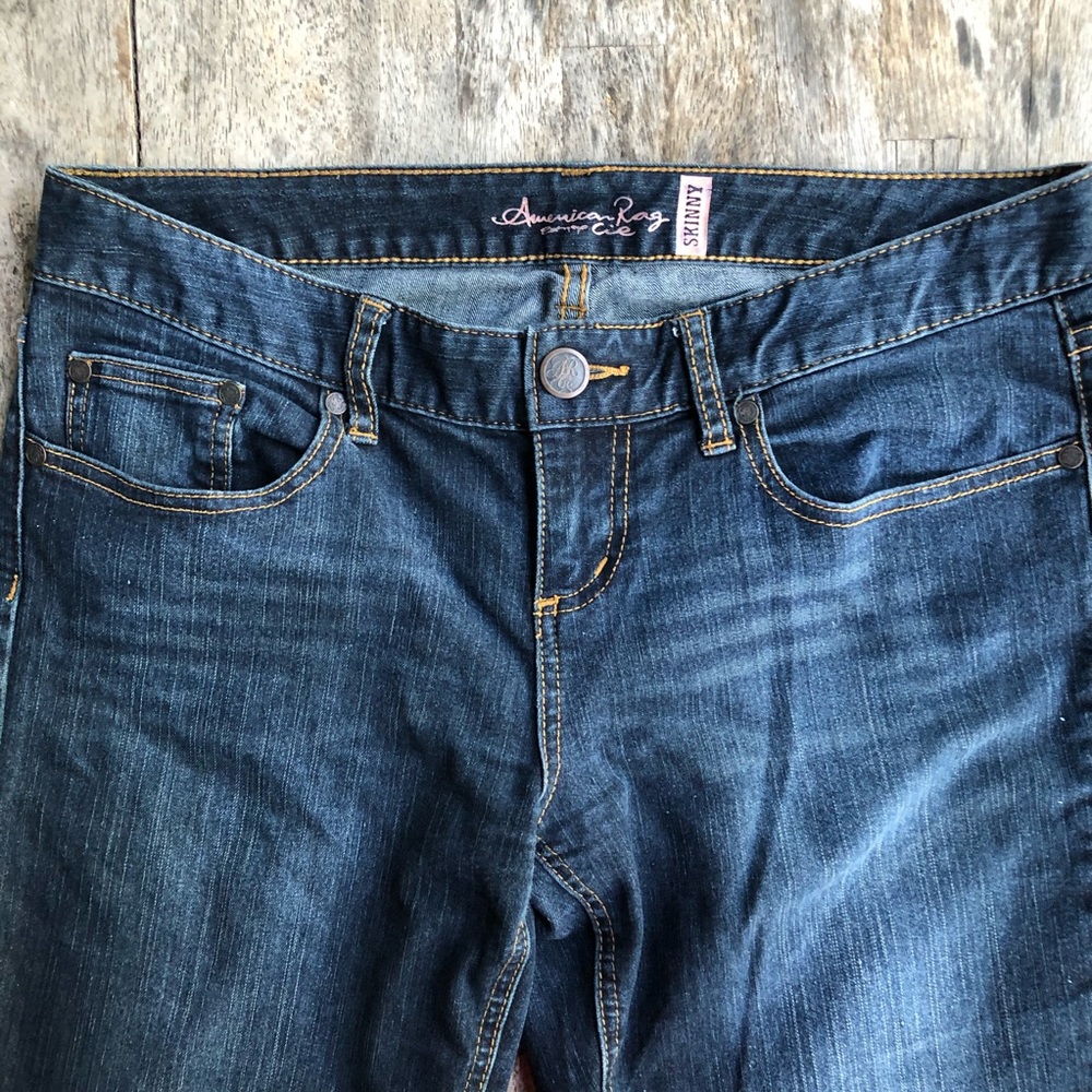 AMERICAN RAG CIE SKINNY JEANS